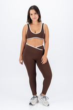 Cargar imagen en el visor de la galería, Align Milk Chocolate Top