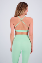 Cargar imagen en el visor de la galería, Tone Matcha Green Top