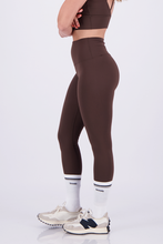 Cargar imagen en el visor de la galería, Solid Chocolate Brown Leggings
