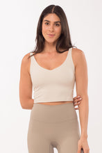 Cargar imagen en el visor de la galería, Daylight Macadamia Cream Top