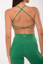 Cargar imagen en el visor de la galería, Blossom Basil Green Top