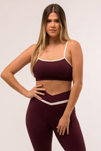 Cargar imagen en el visor de la galería, Compact Wine Top
