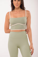 Cargar imagen en el visor de la galería, Above  Mint Green Top