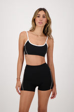 Cargar imagen en el visor de la galería, Contrast True Black Top