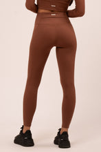 Cargar imagen en el visor de la galería, Posh brown Leggings