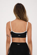 Cargar imagen en el visor de la galería, Contrast True Black Top