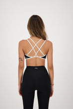 Cargar imagen en el visor de la galería, Ribbed Black Top