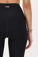 Cargar imagen en el visor de la galería, Ribbed Black Leggings