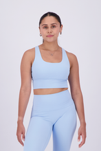 Cargar imagen en el visor de la galería, Solid Light Blue Top