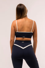 Cargar imagen en el visor de la galería, Compact Navy Blue Top