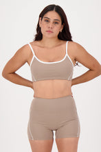 Cargar imagen en el visor de la galería, Contrast Taupe Brown Top