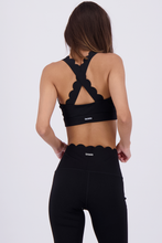 Cargar imagen en el visor de la galería, Wave Black Top