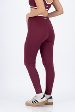 Cargar imagen en el visor de la galería, Align Deep Wine Leggings