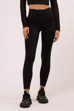 Cargar imagen en el visor de la galería, Posh Black Leggings
