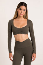 Cargar imagen en el visor de la galería, Adapt Long Sleeve Green Army Top