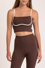 Cargar imagen en el visor de la galería, Above Walnut Top