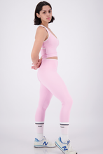 Cargar imagen en el visor de la galería, Aura Sweet Pink Leggings