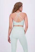 Cargar imagen en el visor de la galería, Solid Leaf Green Leggings