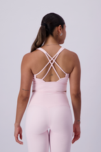 Cargar imagen en el visor de la galería, Solid Milkshake Pink Top