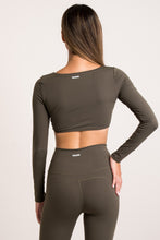 Cargar imagen en el visor de la galería, Adapt Long Sleeve Green Army Top