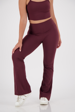 Cargar imagen en el visor de la galería, Solid  Wine Flare Pants