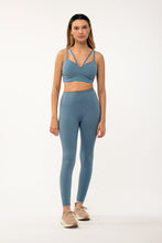 Cargar imagen en el visor de la galería, Steel Blue V Top