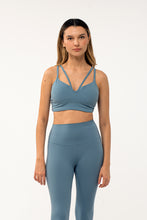 Cargar imagen en el visor de la galería, Steel Blue V Top