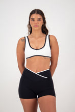 Cargar imagen en el visor de la galería, Align Pearl White Top