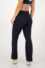 Cargar imagen en el visor de la galería, Align Black Flare Pants