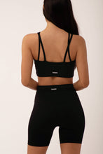 Cargar imagen en el visor de la galería, Onyx Black V Top
