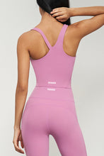 Cargar imagen en el visor de la galería, Plain Pink Shirt