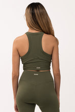 Cargar imagen en el visor de la galería, Balance Olive Green Tank Top