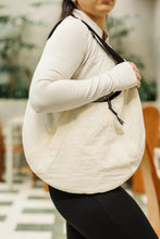 Cargar imagen en el visor de la galería, Lune Shoulder Bag