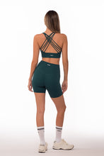 Cargar imagen en el visor de la galería, Daylight Midnight Green Short