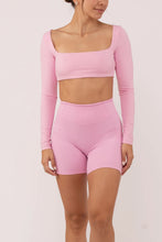Cargar imagen en el visor de la galería, Ultimate Light Pink Long Sleeve