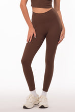 Cargar imagen en el visor de la galería, Daylight Mocha Brown Leggings