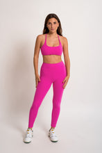 Cargar imagen en el visor de la galería, Scrunch Magenta Leggings