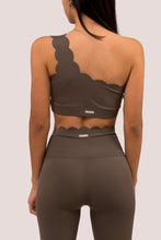 Cargar imagen en el visor de la galería, Scallop One Shoulder Khaki Top