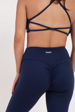 Cargar imagen en el visor de la galería, Blossom Space Blue Top