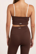 Cargar imagen en el visor de la galería, Above Walnut Top