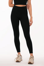Cargar imagen en el visor de la galería, Daylight Black Leggings