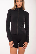 Cargar imagen en el visor de la galería, Everyday Long Sleeve Jacket