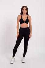 Cargar imagen en el visor de la galería, Charm Twist Black Top
