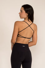 Cargar imagen en el visor de la galería, Blossom Black Top