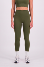 Cargar imagen en el visor de la galería, Solid Olive Leggings