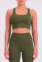 Cargar imagen en el visor de la galería, Solid Olive Top