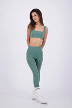 Cargar imagen en el visor de la galería, Rep Hunter Green Top