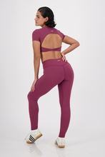 Cargar imagen en el visor de la galería, Ribbon Ruby Red Leggings