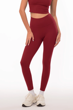 Cargar imagen en el visor de la galería, Daylight Burgundy Red Leggings