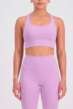 Cargar imagen en el visor de la galería, Solid Wisteria Lilac Top